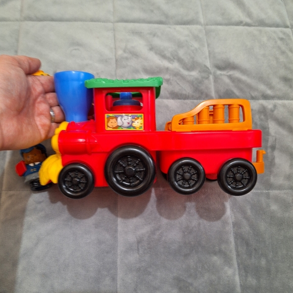 Little People Train - Picture 3 of 3